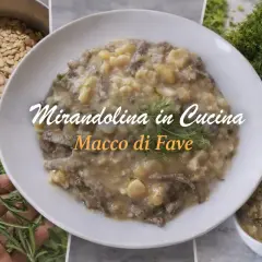 Piatto di macco di fave cremoso, con patate e erbe aromatiche fresche. Ingredienti per un piatto gustoso.