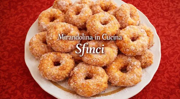 Sfince siciliani ricetta originale: dolcetti fritti e zuccherati, un classico della tradizione.